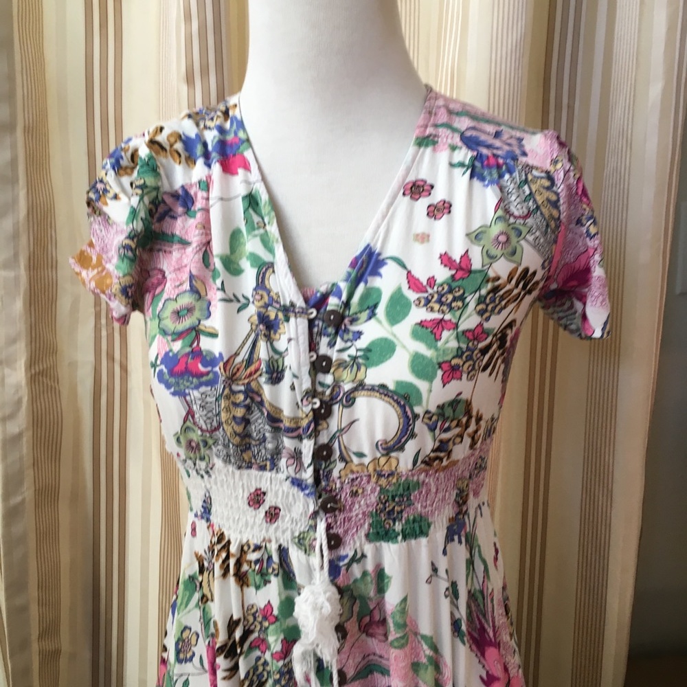Long, floral dress. Size small.